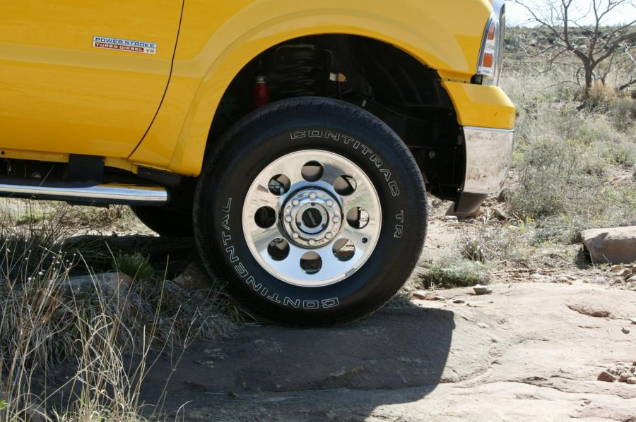  Ford F-350 Super Duty 2005 года  (фото 30 из 39)